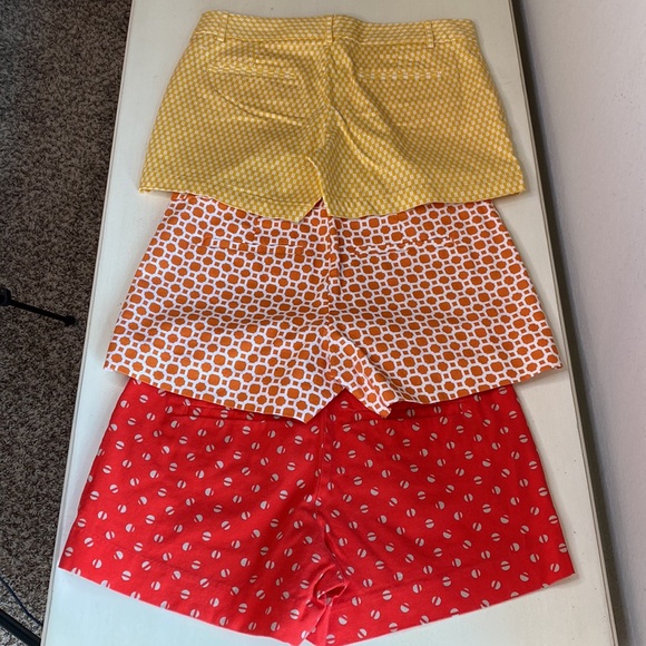 Set of 3 / Banana Republic Ryan Fit & Martin Fit Shorts - Picture 2 of 14